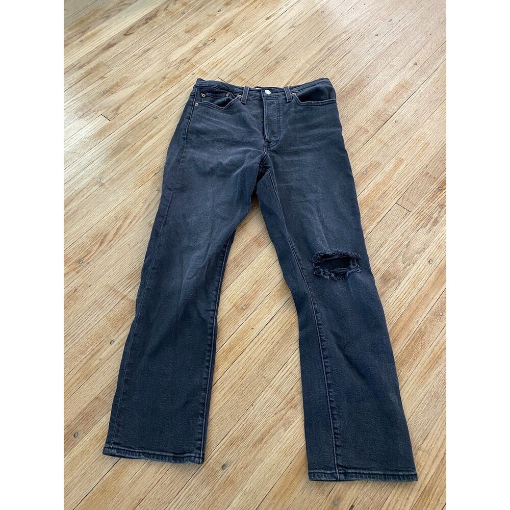 Levi's Dark Grey Wash Wedgie Straight Jeans in Size 30 Cropped Hole On Knee